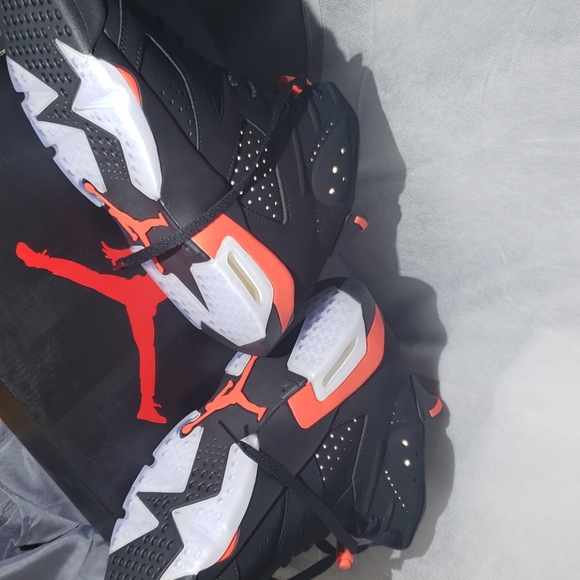 NWT IN ORIGINAL BOX 🏀AIR JORDANS 6 RETRO INFRARED - Picture 4 of 9